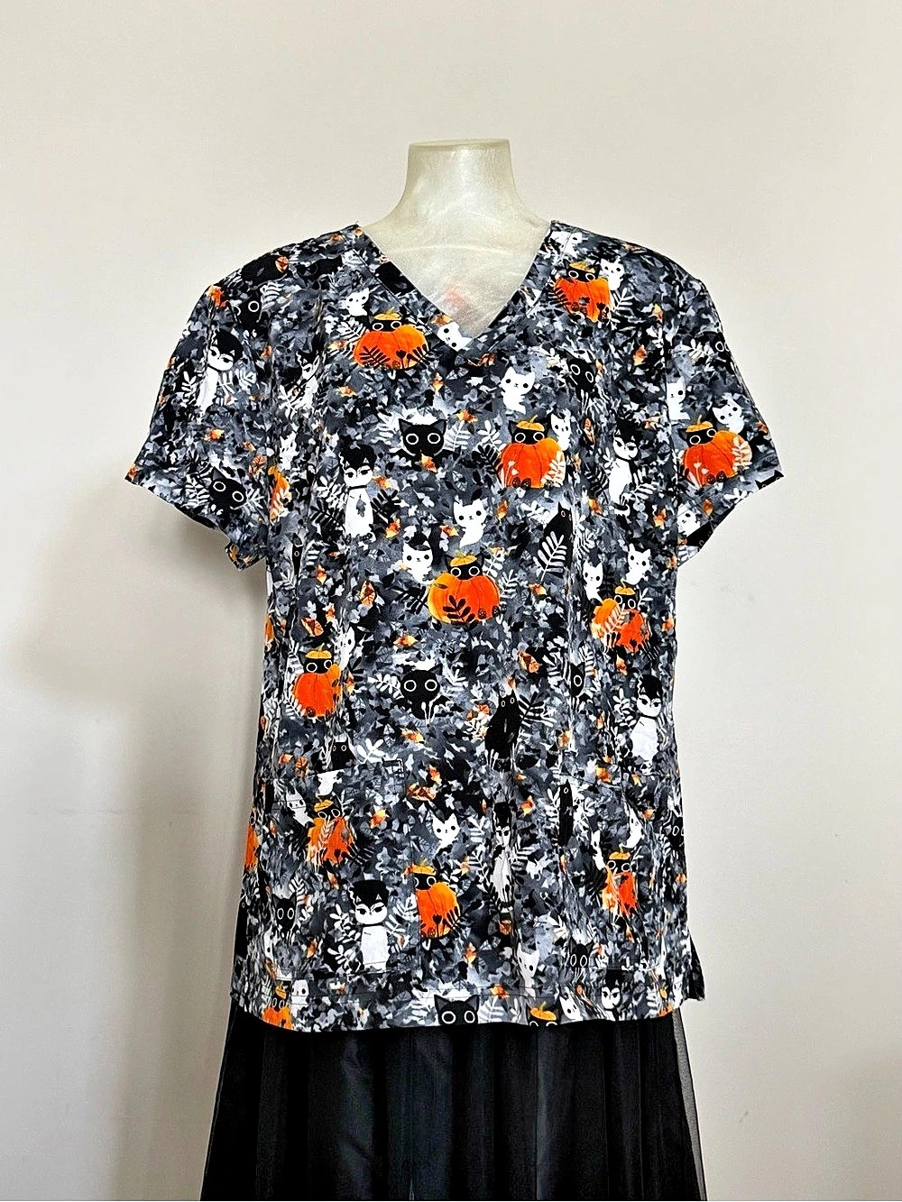 Koi Planet Cat Scrub Top Black & Orange XL Halloween